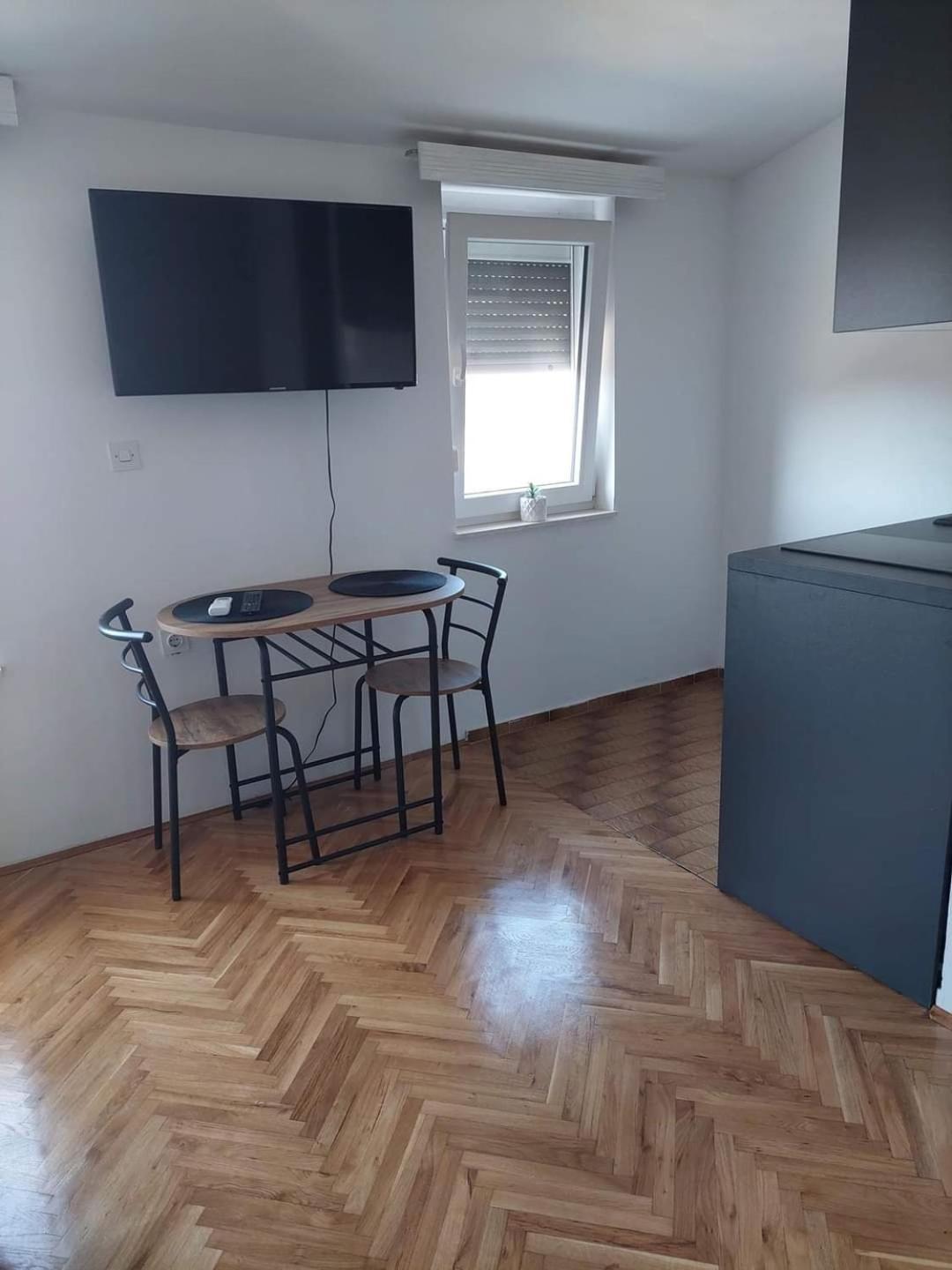 Apartmani Suhi Brod Medulin Luaran gambar